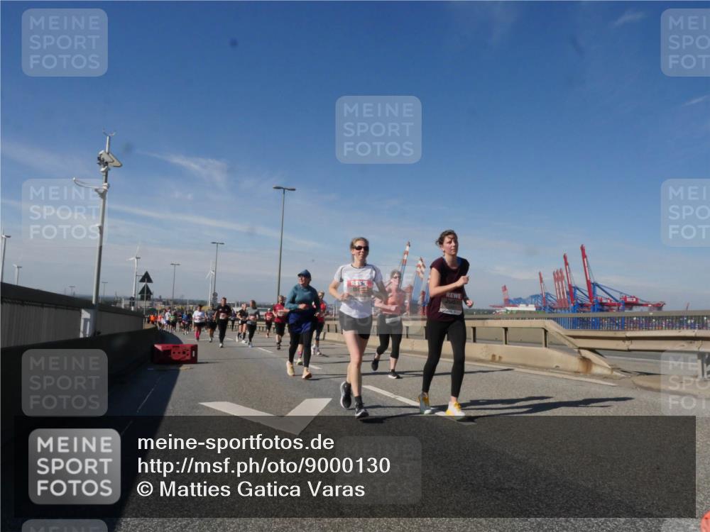 03.10.2025 - Köhlbrandbrückenlauf Matties Gatica Varas http://msf.ph/oto/9000130 03.10.2025 12:53:12 Position 2  meine-sportfotos.de