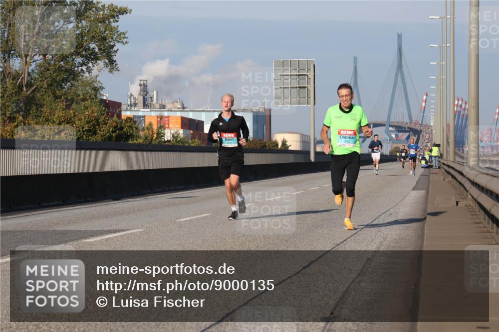 03.10.2025 - Köhlbrandbrückenlauf Luisa Fischer http://msf.ph/oto/9000135 03.10.2025 10:41:45 Position 3 3262 meine-sportfotos.de