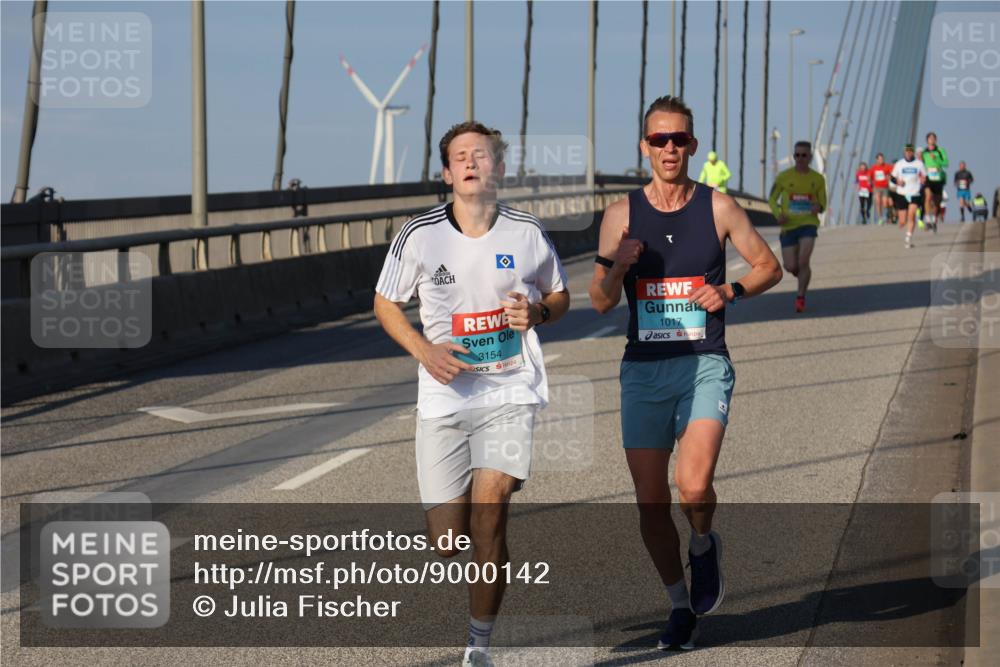 03.10.2025 - Köhlbrandbrückenlauf Julia Fischer http://msf.ph/oto/9000142 03.10.2025 09:33:44 Position 2 3154, 1017 meine-sportfotos.de
