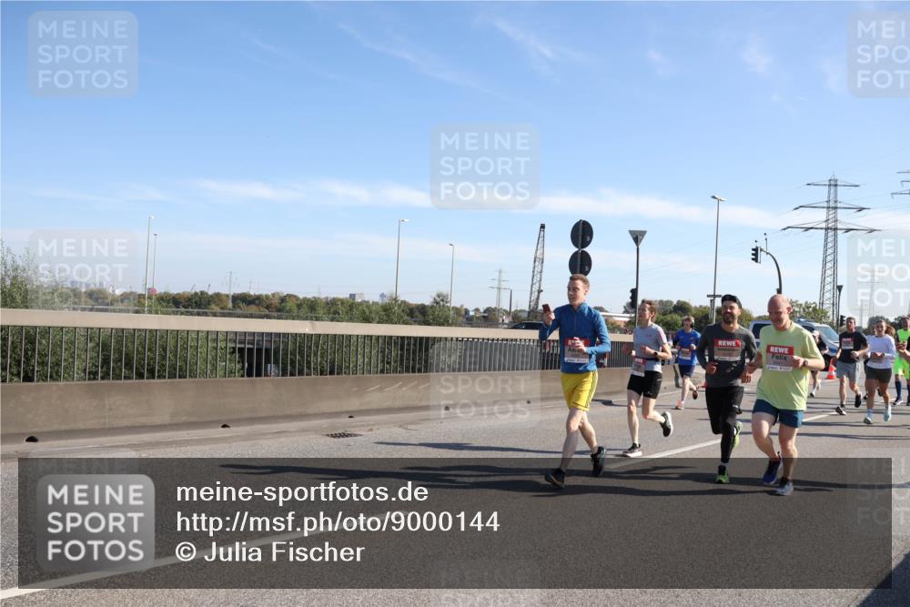 03.10.2025 - Köhlbrandbrückenlauf Julia Fischer http://msf.ph/oto/9000144 03.10.2025 12:14:41 Position 3  meine-sportfotos.de
