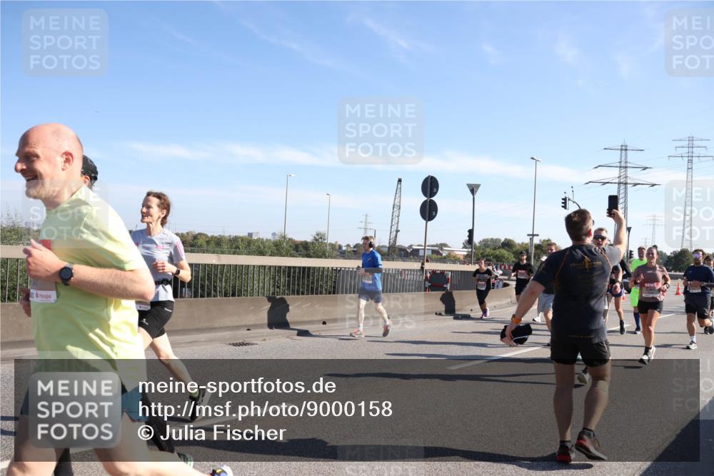03.10.2025 - Köhlbrandbrückenlauf Julia Fischer http://msf.ph/oto/9000158 03.10.2025 12:14:43 Position 3  meine-sportfotos.de