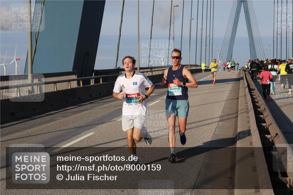 03.10.2025 - Köhlbrandbrückenlauf Julia Fischer http://msf.ph/oto/9000159 03.10.2025 09:33:45 Position 2 8154, 1017 meine-sportfotos.de