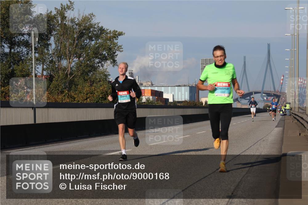 03.10.2025 - Köhlbrandbrückenlauf Luisa Fischer http://msf.ph/oto/9000168 03.10.2025 10:41:47 Position 3 3262 meine-sportfotos.de