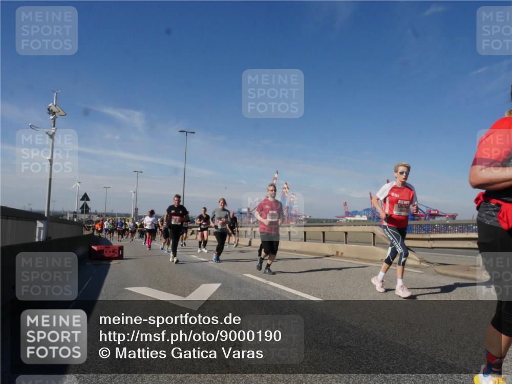 03.10.2025 - Köhlbrandbrückenlauf Matties Gatica Varas http://msf.ph/oto/9000190 03.10.2025 12:53:17 Position 2  meine-sportfotos.de