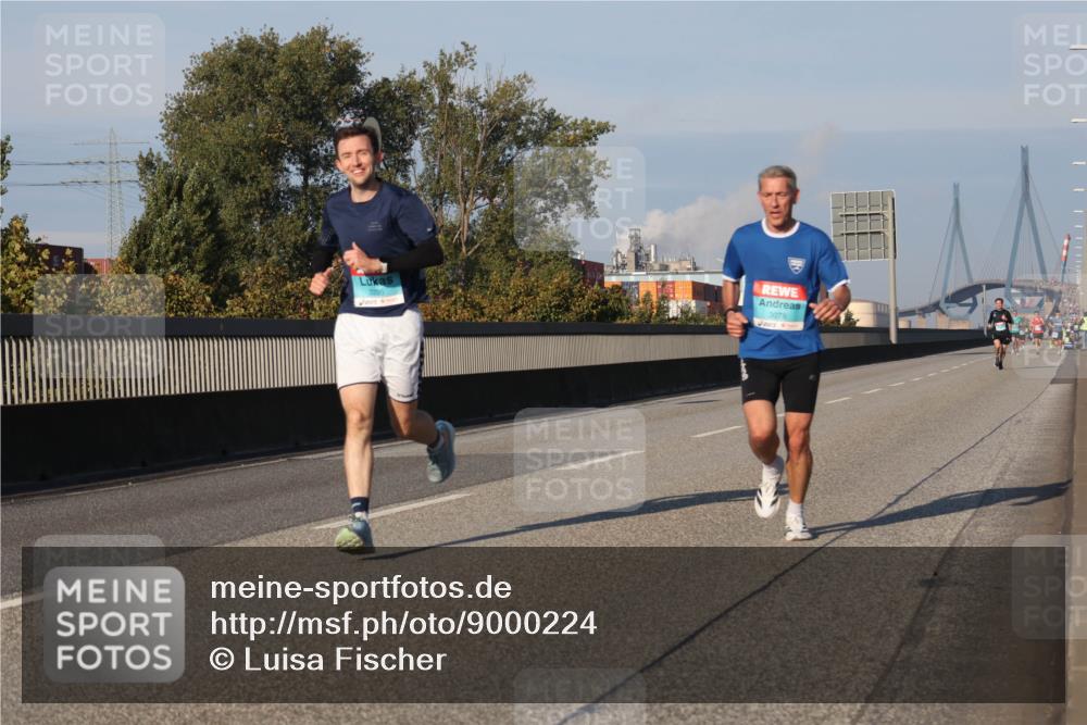 03.10.2025 - Köhlbrandbrückenlauf Luisa Fischer http://msf.ph/oto/9000224 03.10.2025 10:42:03 Position 3 3078 meine-sportfotos.de
