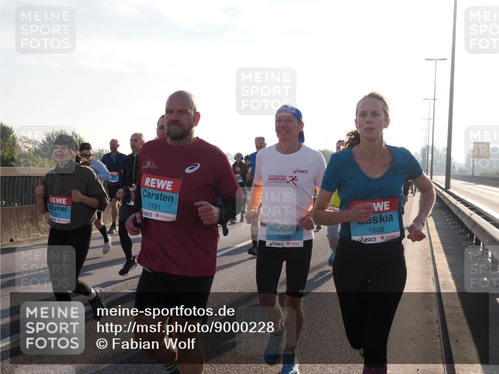 03.10.2025 - Köhlbrandbrückenlauf Fabian Wolf http://msf.ph/oto/9000228 03.10.2025 09:17:03 Position 3 1227, 1191, 3426, 1626 meine-sportfotos.de