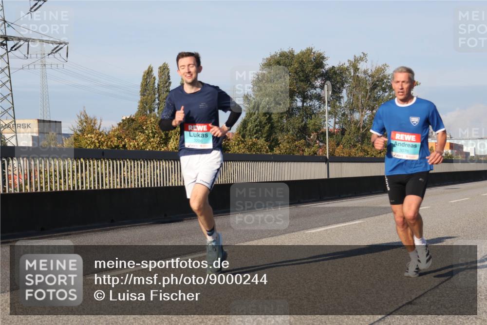 03.10.2025 - Köhlbrandbrückenlauf Luisa Fischer http://msf.ph/oto/9000244 03.10.2025 10:42:04 Position 3 3226, 3078 meine-sportfotos.de
