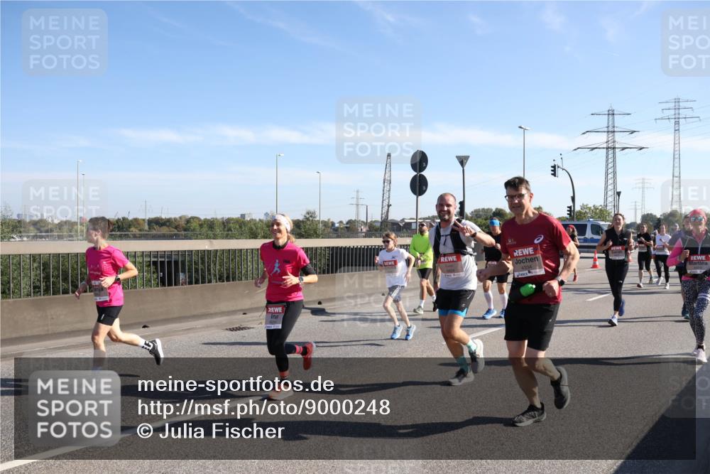 03.10.2025 - Köhlbrandbrückenlauf Julia Fischer http://msf.ph/oto/9000248 03.10.2025 12:14:53 Position 3 4334 meine-sportfotos.de