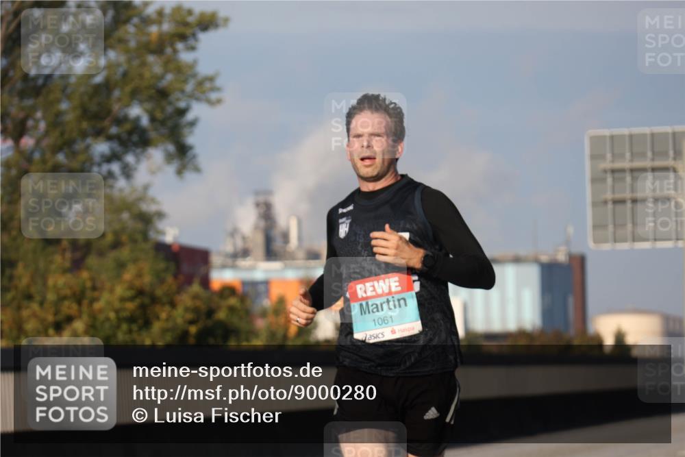 03.10.2025 - Köhlbrandbrückenlauf Luisa Fischer http://msf.ph/oto/9000280 03.10.2025 10:42:17 Position 3 1061 meine-sportfotos.de