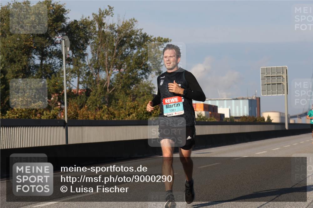 03.10.2025 - Köhlbrandbrückenlauf Luisa Fischer http://msf.ph/oto/9000290 03.10.2025 10:42:18 Position 3 1061 meine-sportfotos.de