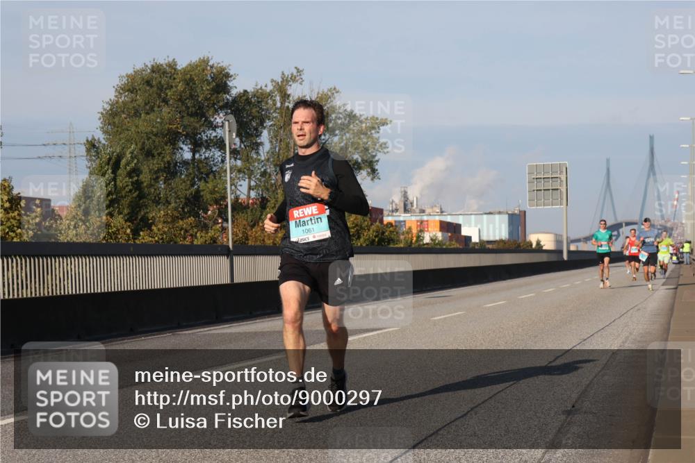 03.10.2025 - Köhlbrandbrückenlauf Luisa Fischer http://msf.ph/oto/9000297 03.10.2025 10:42:19 Position 3 1061 meine-sportfotos.de