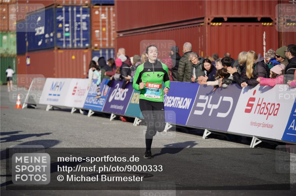 03.10.2025 - Köhlbrandbrückenlauf Michael Burmester http://msf.ph/oto/9000333 03.10.2025 10:04:44 Ziel 1218, 1225, 1236, 1447, 1457, 1623, 2672, 2714, 2822, 3117, 3160, 3753, 3799, 3835 meine-sportfotos.de