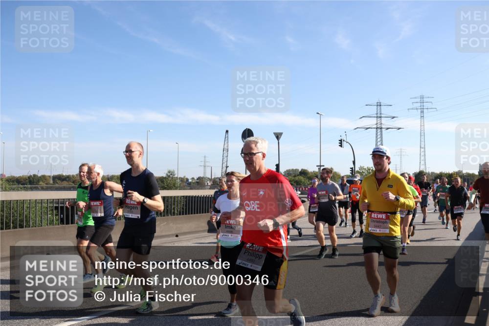 03.10.2025 - Köhlbrandbrückenlauf Julia Fischer http://msf.ph/oto/9000346 03.10.2025 12:15:09 Position 3 5793, 4496, 4480, 5447 meine-sportfotos.de