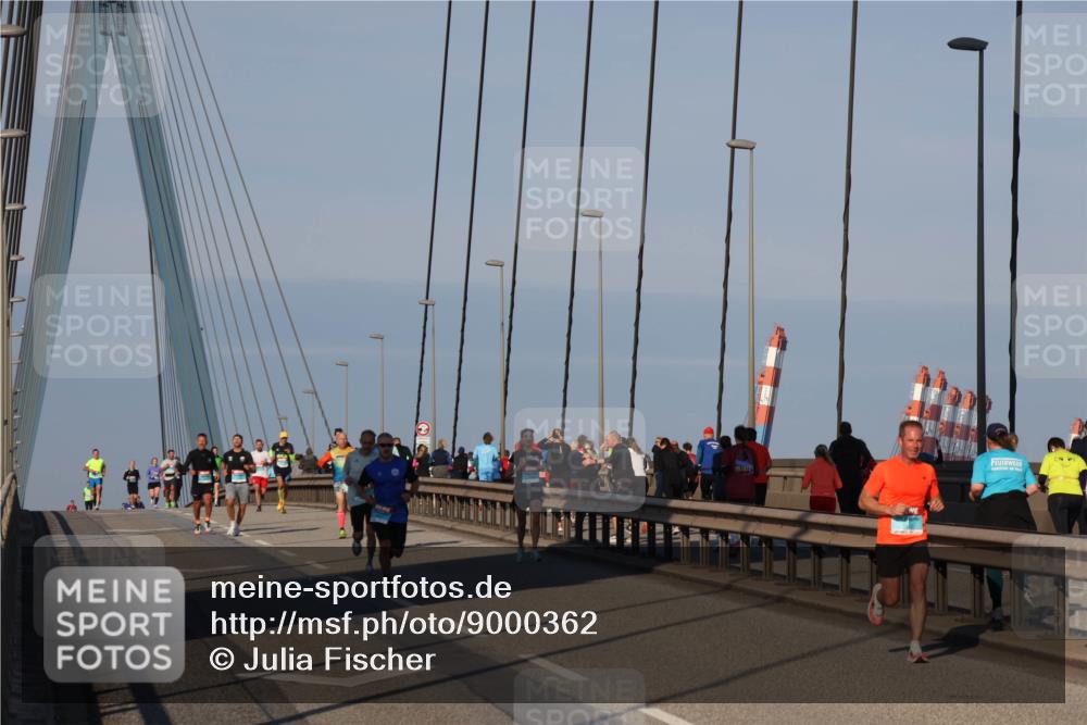 03.10.2025 - Köhlbrandbrückenlauf Julia Fischer http://msf.ph/oto/9000362 03.10.2025 09:34:46 Position 2 2025 meine-sportfotos.de