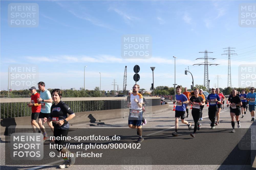03.10.2025 - Köhlbrandbrückenlauf Julia Fischer http://msf.ph/oto/9000402 03.10.2025 12:15:15 Position 3  meine-sportfotos.de