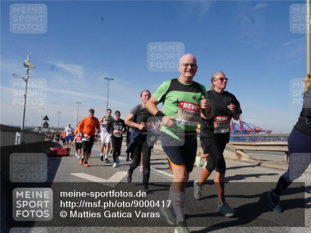03.10.2025 - Köhlbrandbrückenlauf Matties Gatica Varas http://msf.ph/oto/9000417 03.10.2025 12:53:32 Position 2 5708 meine-sportfotos.de