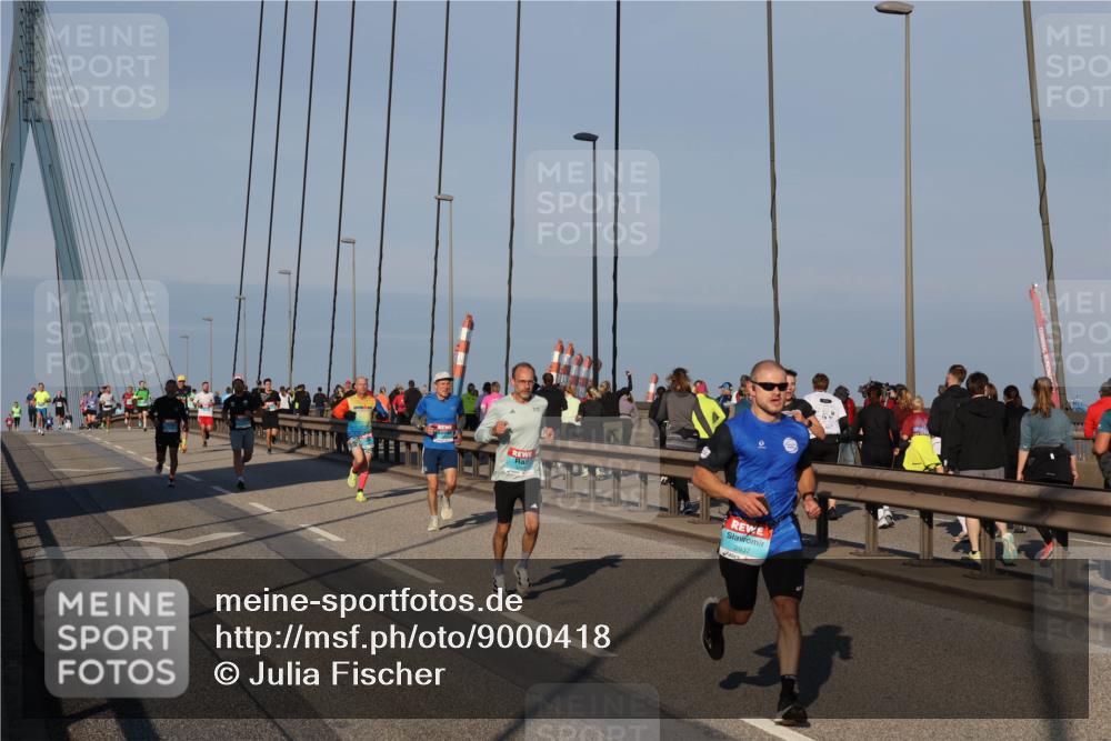 03.10.2025 - Köhlbrandbrückenlauf Julia Fischer http://msf.ph/oto/9000418 03.10.2025 09:34:53 Position 2 2937 meine-sportfotos.de
