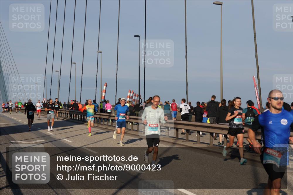 03.10.2025 - Köhlbrandbrückenlauf Julia Fischer http://msf.ph/oto/9000423 03.10.2025 09:34:54 Position 2 2937 meine-sportfotos.de