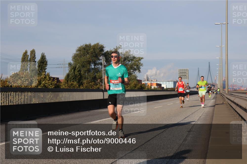 03.10.2025 - Köhlbrandbrückenlauf Luisa Fischer http://msf.ph/oto/9000446 03.10.2025 10:42:28 Position 3 1268 meine-sportfotos.de