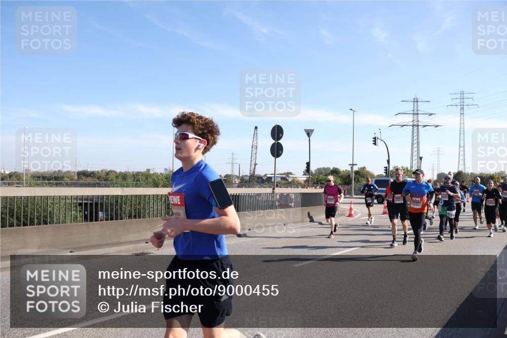 03.10.2025 - Köhlbrandbrückenlauf Julia Fischer http://msf.ph/oto/9000455 03.10.2025 12:15:19 Position 3  meine-sportfotos.de