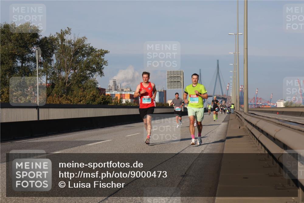 03.10.2025 - Köhlbrandbrückenlauf Luisa Fischer http://msf.ph/oto/9000473 03.10.2025 10:42:30 Position 3 3841 meine-sportfotos.de
