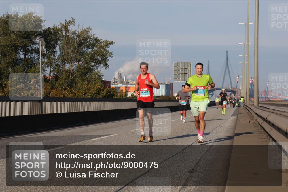 03.10.2025 - Köhlbrandbrückenlauf Luisa Fischer http://msf.ph/oto/9000475 03.10.2025 10:42:30 Position 3  meine-sportfotos.de