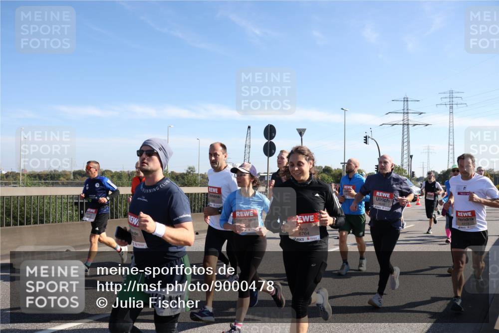03.10.2025 - Köhlbrandbrückenlauf Julia Fischer http://msf.ph/oto/9000478 03.10.2025 12:15:22 Position 3 4386, 6764, 4649, 4213 meine-sportfotos.de