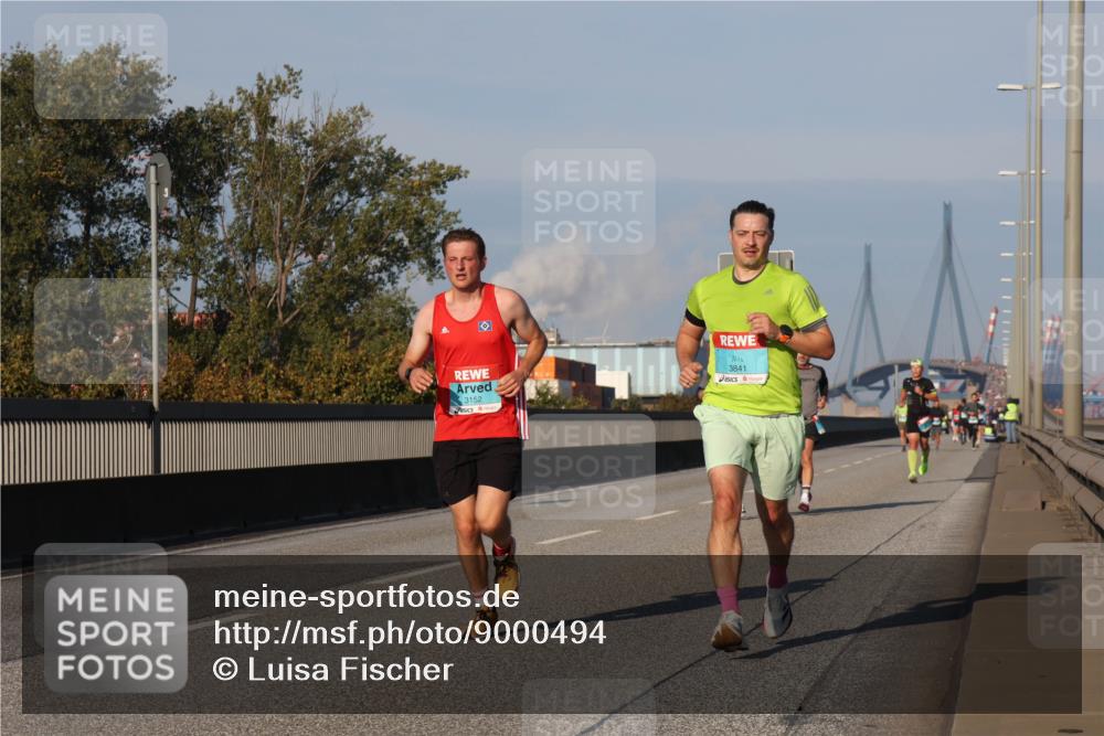 03.10.2025 - Köhlbrandbrückenlauf Luisa Fischer http://msf.ph/oto/9000494 03.10.2025 10:42:31 Position 3 3152, 3841 meine-sportfotos.de