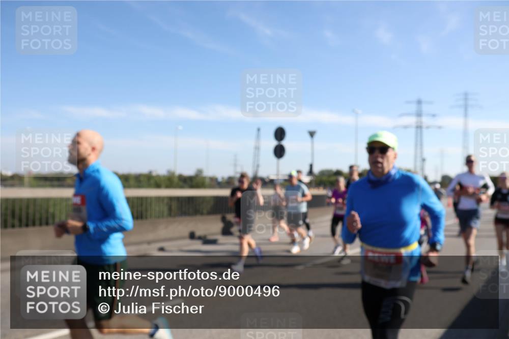 03.10.2025 - Köhlbrandbrückenlauf Julia Fischer http://msf.ph/oto/9000496 03.10.2025 12:15:24 Position 3  meine-sportfotos.de
