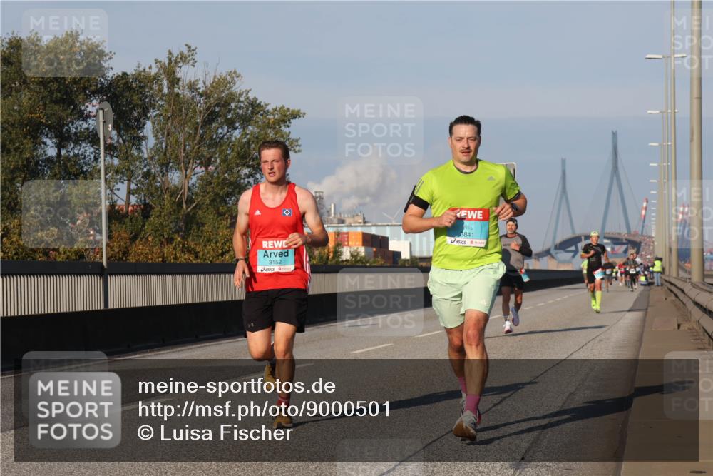 03.10.2025 - Köhlbrandbrückenlauf Luisa Fischer http://msf.ph/oto/9000501 03.10.2025 10:42:32 Position 3 3152, 3841 meine-sportfotos.de