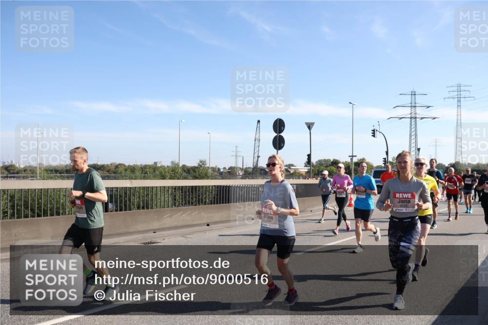 03.10.2025 - Köhlbrandbrückenlauf Julia Fischer http://msf.ph/oto/9000516 03.10.2025 12:15:27 Position 3 4417, 4619 meine-sportfotos.de
