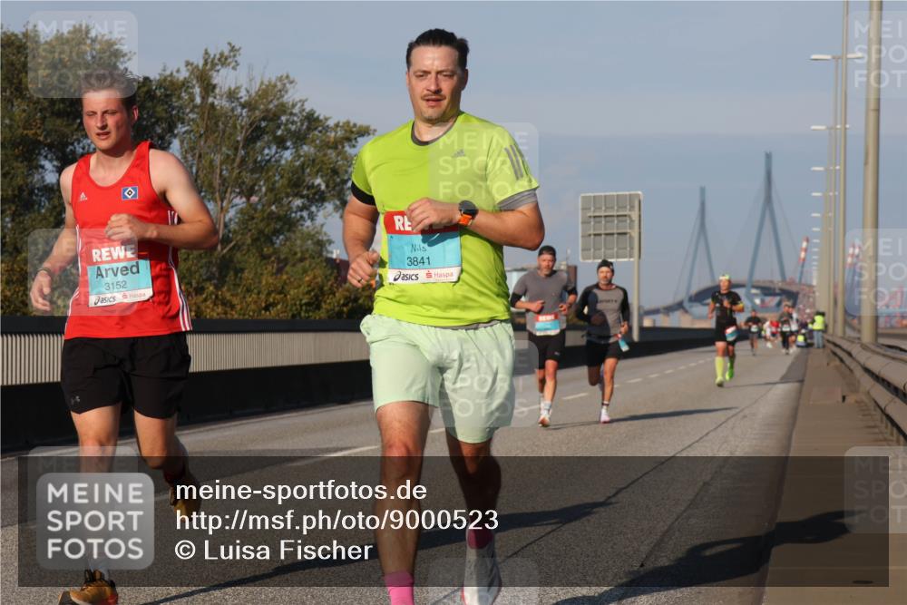 03.10.2025 - Köhlbrandbrückenlauf Luisa Fischer http://msf.ph/oto/9000523 03.10.2025 10:42:33 Position 3 3152, 3841 meine-sportfotos.de