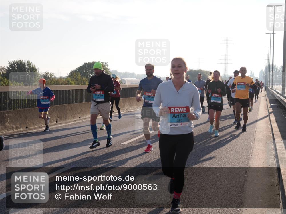 03.10.2025 - Köhlbrandbrückenlauf Fabian Wolf http://msf.ph/oto/9000563 03.10.2025 09:17:11 Position 3 3710, 1395, 1946 meine-sportfotos.de