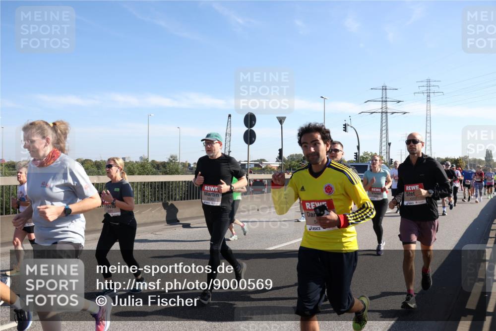 03.10.2025 - Köhlbrandbrückenlauf Julia Fischer http://msf.ph/oto/9000569 03.10.2025 12:15:36 Position 3 5630, 5, 4202 meine-sportfotos.de