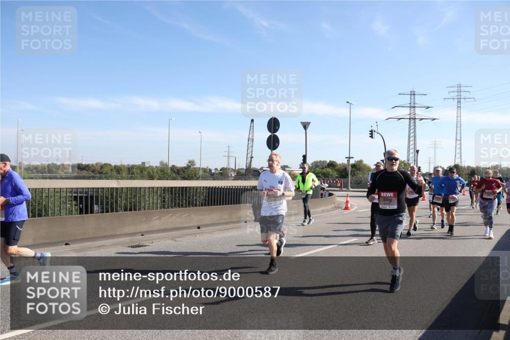 03.10.2025 - Köhlbrandbrückenlauf Julia Fischer http://msf.ph/oto/9000587 03.10.2025 12:15:39 Position 3 6116 meine-sportfotos.de