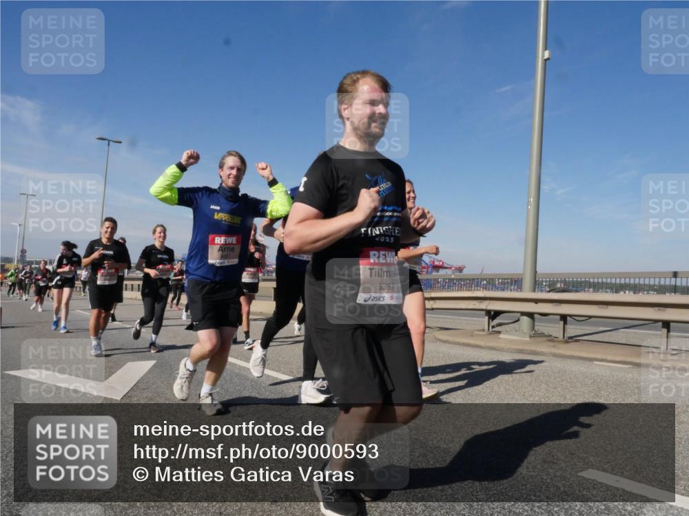 03.10.2025 - Köhlbrandbrückenlauf Matties Gatica Varas http://msf.ph/oto/9000593 03.10.2025 12:53:43 Position 2 00000000, 4025, 5387 meine-sportfotos.de