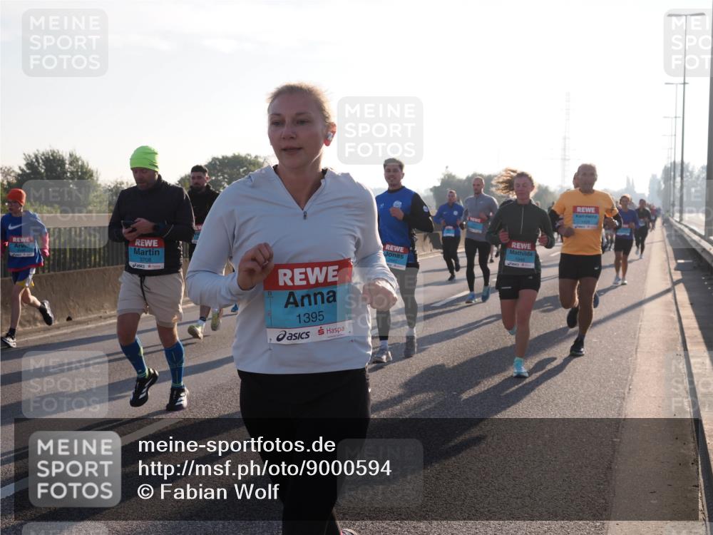 03.10.2025 - Köhlbrandbrückenlauf Fabian Wolf http://msf.ph/oto/9000594 03.10.2025 09:17:12 Position 3 3708, 1395, 1946, 1428 meine-sportfotos.de