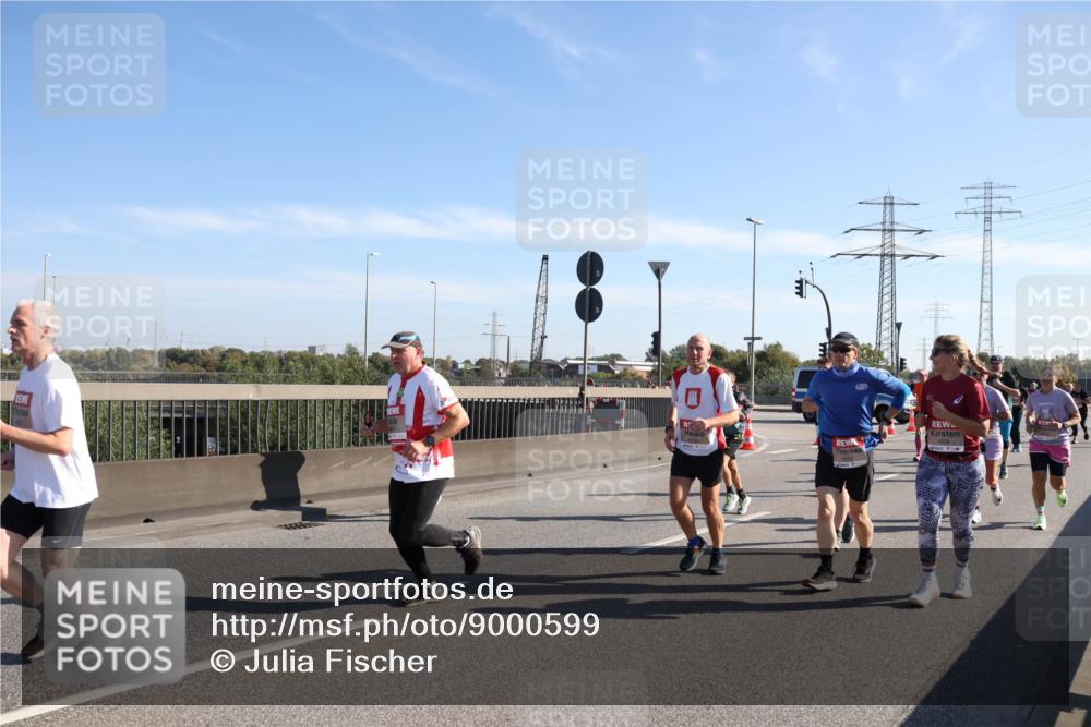 03.10.2025 - Köhlbrandbrückenlauf Julia Fischer http://msf.ph/oto/9000599 03.10.2025 12:15:41 Position 3  meine-sportfotos.de