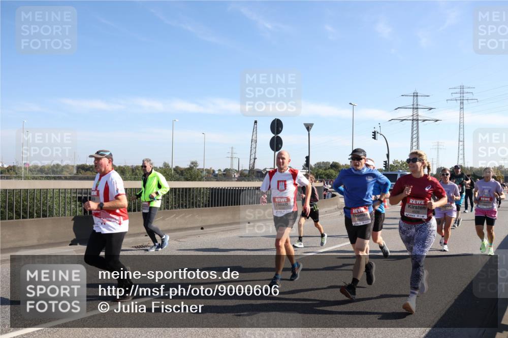 03.10.2025 - Köhlbrandbrückenlauf Julia Fischer http://msf.ph/oto/9000606 03.10.2025 12:15:41 Position 3 6517, 4538 meine-sportfotos.de