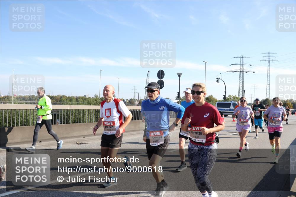 03.10.2025 - Köhlbrandbrückenlauf Julia Fischer http://msf.ph/oto/9000618 03.10.2025 12:15:42 Position 3 6232, 6517, 4538 meine-sportfotos.de