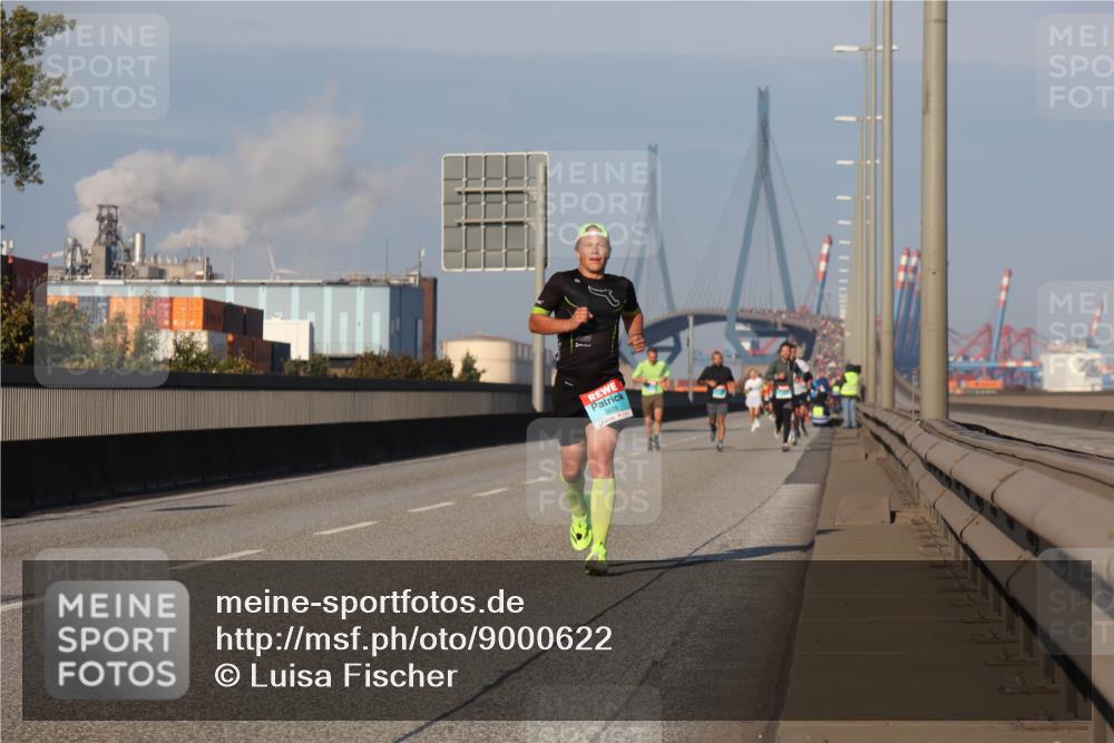 03.10.2025 - Köhlbrandbrückenlauf Luisa Fischer http://msf.ph/oto/9000622 03.10.2025 10:42:37 Position 3  meine-sportfotos.de