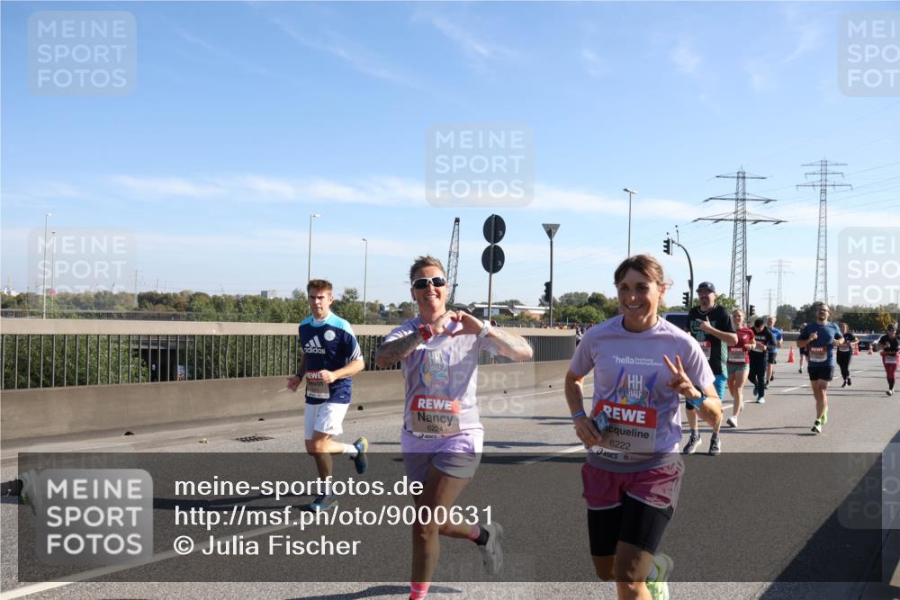 03.10.2025 - Köhlbrandbrückenlauf Julia Fischer http://msf.ph/oto/9000631 03.10.2025 12:15:43 Position 3 1, 6224, 6222 meine-sportfotos.de