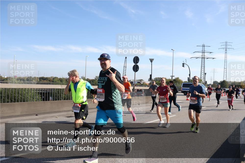 03.10.2025 - Köhlbrandbrückenlauf Julia Fischer http://msf.ph/oto/9000656 03.10.2025 12:15:45 Position 3 2025 meine-sportfotos.de