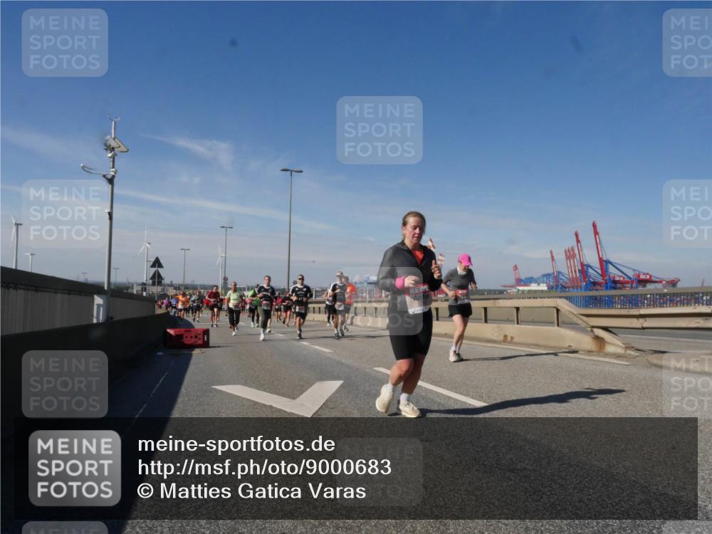 03.10.2025 - Köhlbrandbrückenlauf Matties Gatica Varas http://msf.ph/oto/9000683 03.10.2025 12:53:50 Position 2  meine-sportfotos.de
