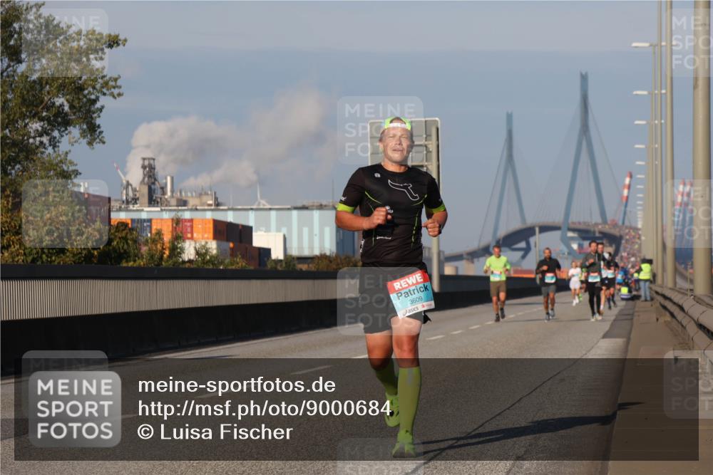 03.10.2025 - Köhlbrandbrückenlauf Luisa Fischer http://msf.ph/oto/9000684 03.10.2025 10:42:39 Position 3 3609 meine-sportfotos.de