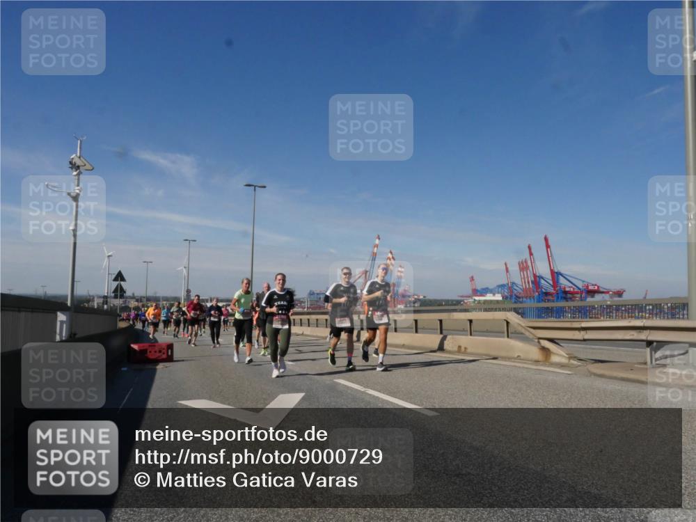 03.10.2025 - Köhlbrandbrückenlauf Matties Gatica Varas http://msf.ph/oto/9000729 03.10.2025 12:53:52 Position 2 18 meine-sportfotos.de