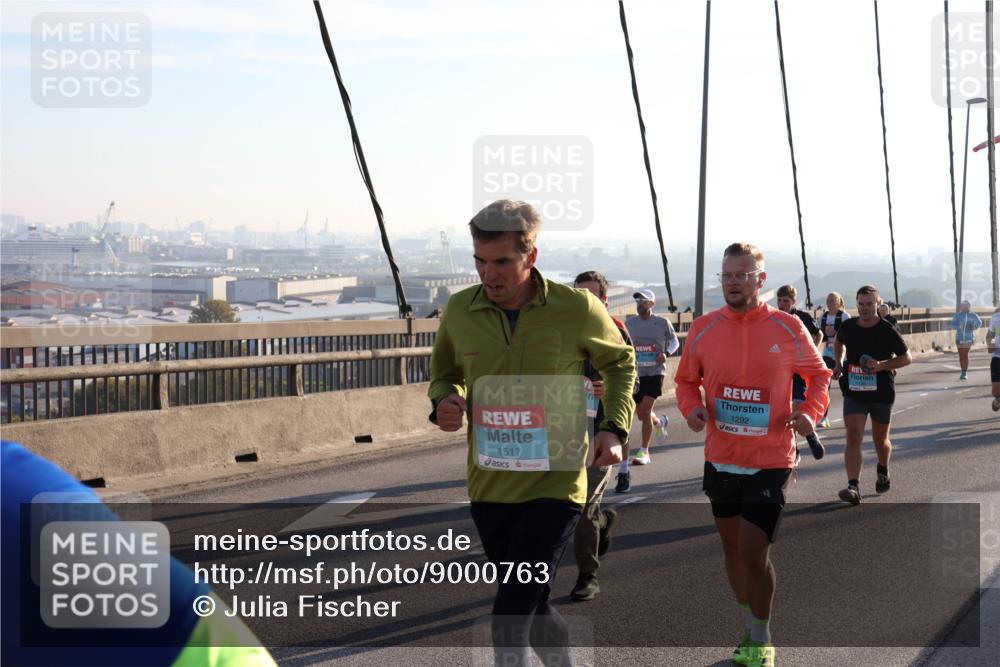 03.10.2025 - Köhlbrandbrückenlauf Julia Fischer http://msf.ph/oto/9000763 03.10.2025 09:22:08 Position 1 1517, 1292 meine-sportfotos.de