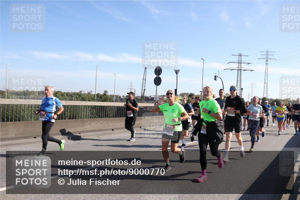 03.10.2025 - Köhlbrandbrückenlauf Julia Fischer http://msf.ph/oto/9000770 03.10.2025 12:15:59 Position 3  meine-sportfotos.de
