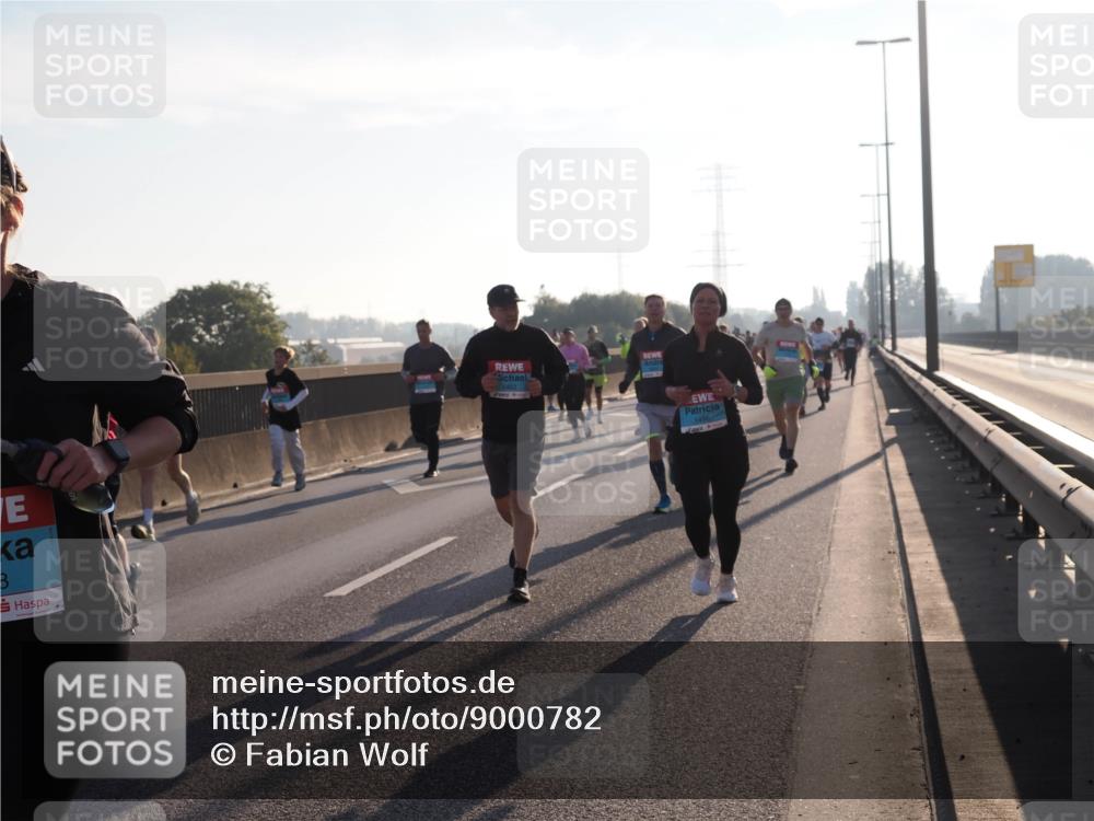 03.10.2025 - Köhlbrandbrückenlauf Fabian Wolf http://msf.ph/oto/9000782 03.10.2025 09:17:19 Position 3 1403, 1496 meine-sportfotos.de