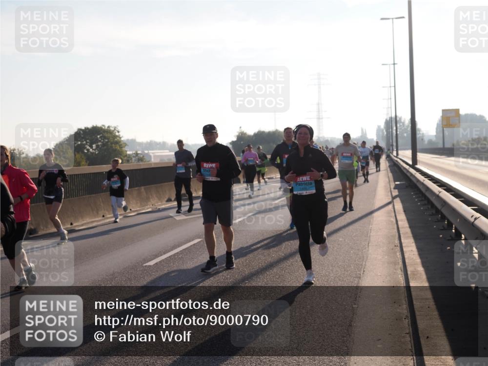03.10.2025 - Köhlbrandbrückenlauf Fabian Wolf http://msf.ph/oto/9000790 03.10.2025 09:17:19 Position 3 1496 meine-sportfotos.de
